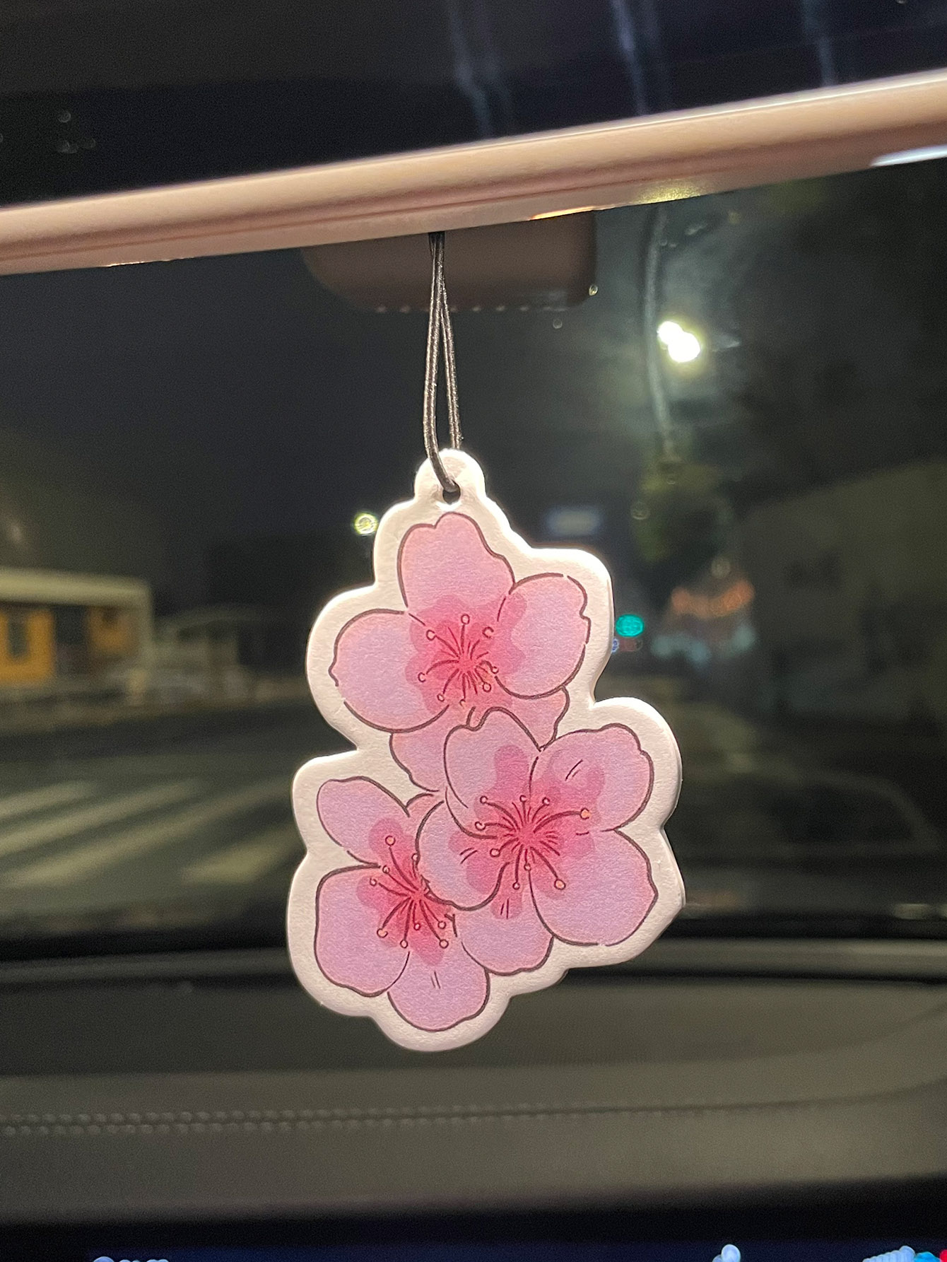 น้ำหอมปรับอากาศในรถยนต์กลิ่นซา - Home Fragrance Use บทวิจารณ์และราคา